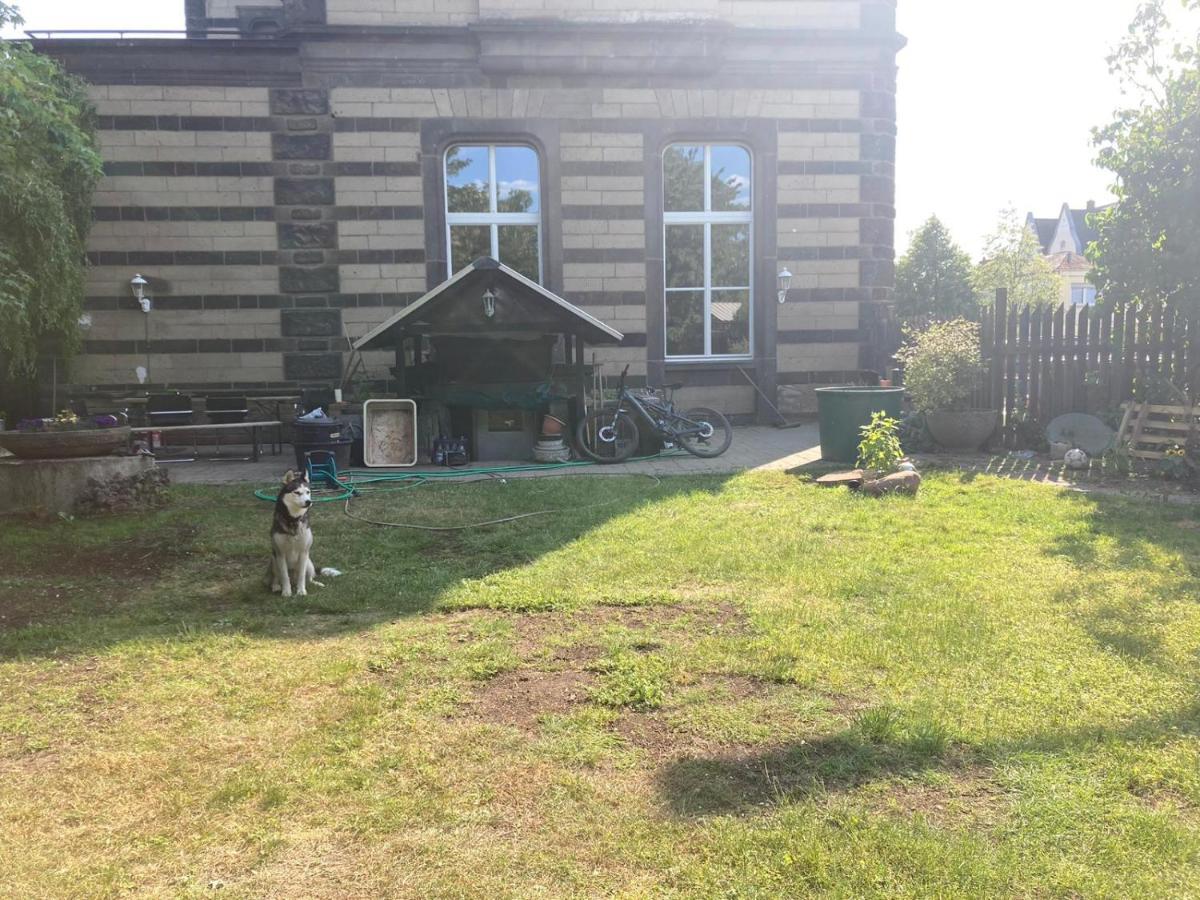 Wohnen wie im Schloss - Alter Bahnhof von Kruft Exterior foto